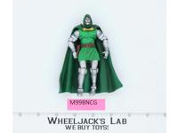 Dr. Doom Marvel Universe Hasbro 2009 Action Figure
