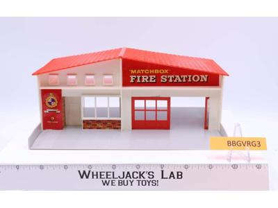 MF-1 BP Fire Station Complete Matchbox Lesney England with Box Vintage