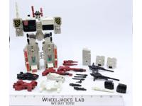 Metroplex 100% Complete Vintage 1985 G1 Transformers Hasbro Action Figure