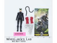 Catwoman 100% Complete DC Comics 1st Edition 2020 Spin Master Action Figure