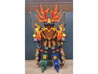Super Samurai Gigazord W/ ClawZord Power Rangers 2011 Bandai Action Figure