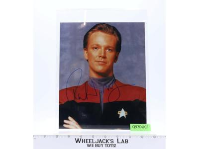 Tom Paris Star Trek Voyager Robert Duncan McNeil AUTOGRAPHED 8x10 Picture