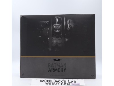 MMS234 Batman Armory The Dark Knight Hot Toys 1:6 Scale Action Figure