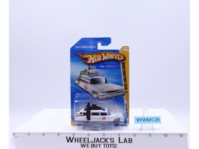 Ecto 1 Ghostbusters 2010 Hot Wheels New Models 1:64 NEW SEALED