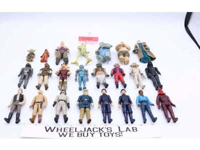 Lot of 23 Star Wars 1970s-1980s Kenner Vintage Action Figures