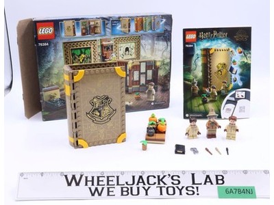#76384 Herbology Class 100% Complete W/Box + Manual Harry Potter 2021 Lego
