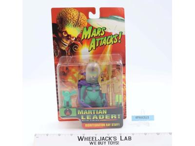 Martian Leader Mars Attacks 1996 Trendmasters Action Figure Vehicle NEW MOSC