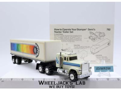 Mack Semi Schaper White Stomper Road King 1980's *WORKS* w/ EXPRESS Trailer