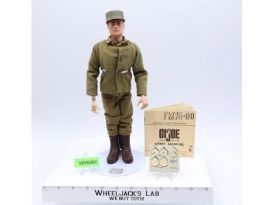 Action Soldier Army Painted Head 12" GI Joe 1964 Hasbro Action Figure w/ Manual