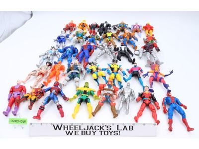 Lot of 34 Superheroes & Villains Marvel Comics ToyBiz Kenner Action Figure
