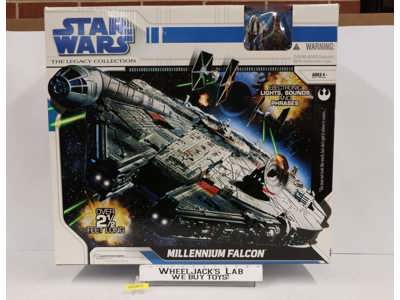 Millennium Falcon Star Wars Legacy Collection 2008 Hasbro NEW MISB SEALED