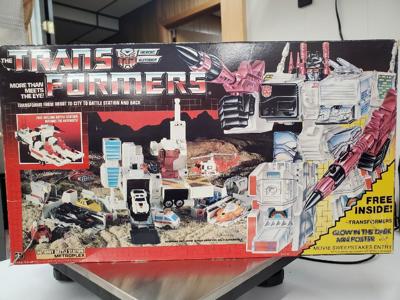 Metroplex w/ BOX 100% Complete NR MINT FIG 1985 Vintage Hasbro G1 Transformers