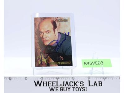 The Doctor Star Trek Voyager Robert Picardo AUTOGRAPHED Trading Card