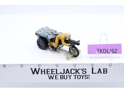 Rrrumblers Roamin' Candle BLACK w/ Rider & Guide Hot Wheels 1971 Mattel Vintage