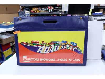 Lot of 67 Miscellaneous Cars/Trucks/Vehicle W/ Carry Case Hotwheels Matchbox