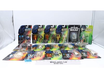 Lot of 16 Star Wars Power of the Force 1996 Hasbro Action Figures NEW SEALED