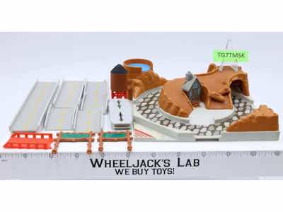Off-Road Crossing Hiways & Byways Micro Machines 1991 Galoob Playset