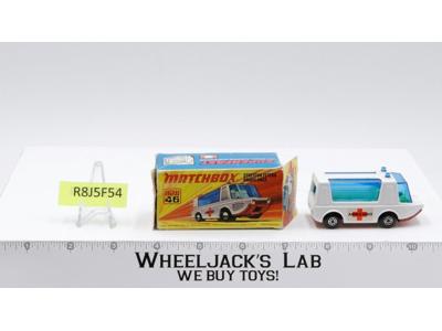 Stretcha Fetcha Ambulance No. 46 Superfast W/Box Matchbox Lesney 1971 England