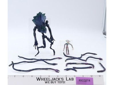 Alien Shocktrooper W/ Officer Host Independence Day iD4 1996 Trendmasters