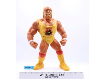 Hulk Hogan Hulkamania WWF Wrestling 1990 Titan Sports Vintage 12.5" Pull String