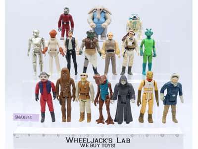 Lot of 17 Star Wars 1970s-1980s Kenner Vintage Action Figures
