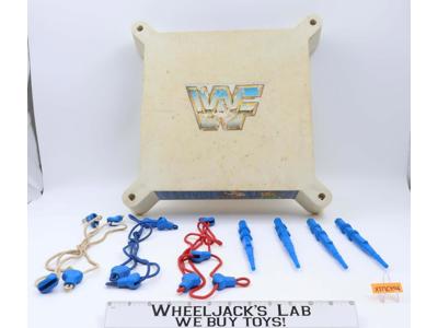 Sling EM Fling EM Wrestling Ring 100% Complete WWF LJN Wrestling Vintage
