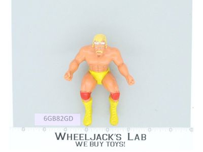 Hulk Hogan Thumb Wrestler WWF 1986 LJN Titan Sports Vintage