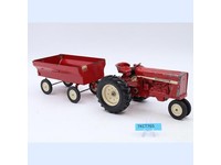 International Harvester with Trailer 18-4-34 ERTL Vintage Toy Farm Equipment