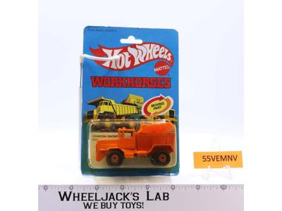 Oshkosh Snowplow #5905 Hot Wheels Workhorses Mattel 1979 Vintage NEW MOSC