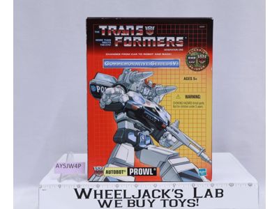 Prowl Commemorative Series Reissue Transformers 2002 Hasbro Figure NEW MIB