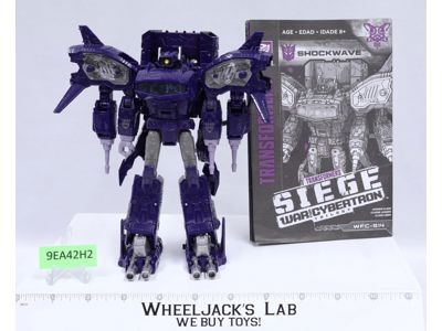 Shockwave 100% Complete Transformers Siege WFC 2019 Hasbro Action Figure