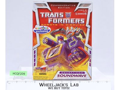 Soundwave Complete Transformers Robots in Disguise TRU Exclusive 2006 Hasbro