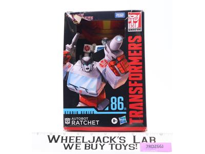 Ratchet 86-23 Transformers Studio Series 2023 Hasbro Action Figure NEW SEALED