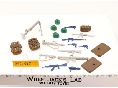 Lot Battle Gear Accessory Pack 2 Set 4 Complete 1984 Weapons G.I. Joe Vintage