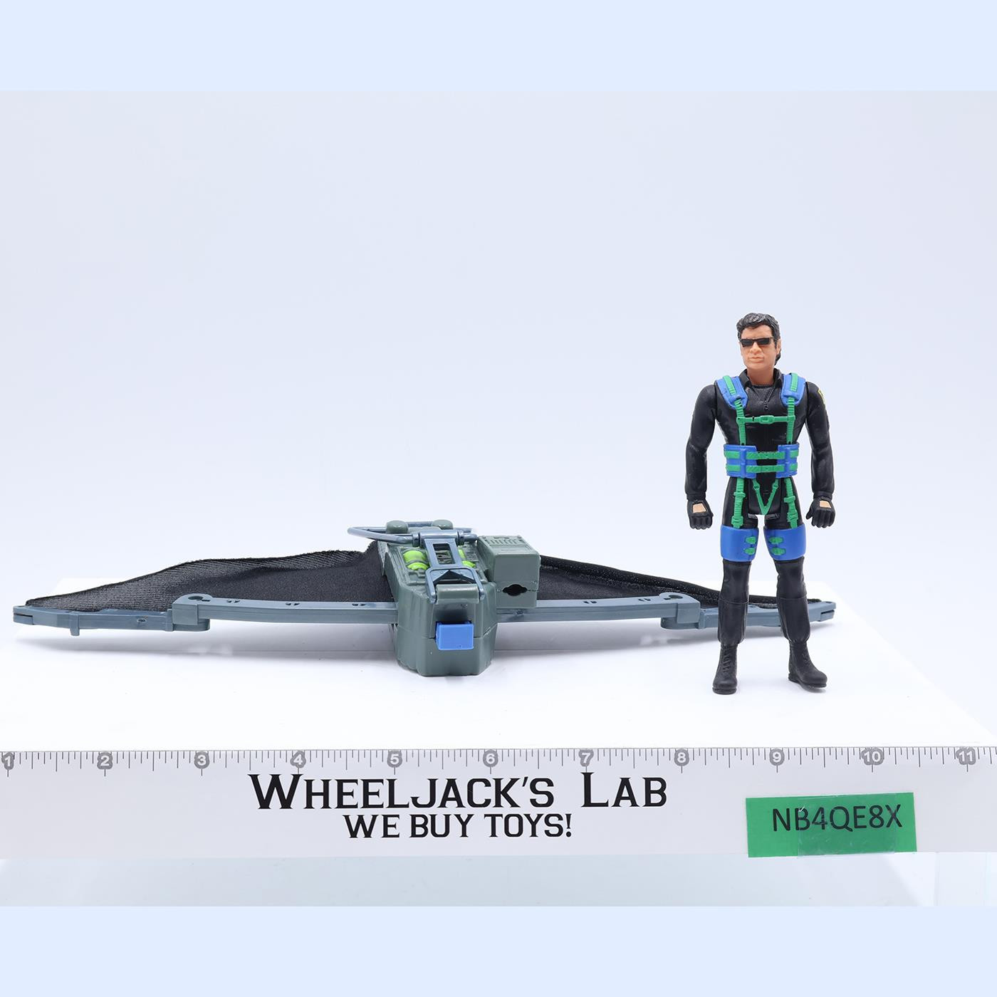 Ian Malcolm W/Glider Pack Jurassic Park The Lost World 1996 Kenner Action Figure