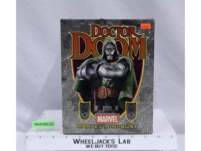 Doctor Doom Marvel Comics 7" Mini-Bust 2002 Bowen Designs 0285/4000