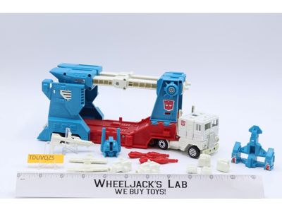 Ultra Magnus 100% Complete 1986 Vintage G1 Transformers Action Figure