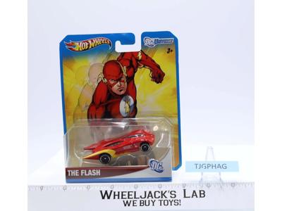 The Flash DC Universe Hot Wheels 2011 Mattel NEW MOSC SEALED