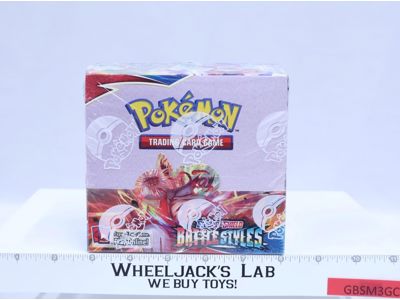 Battle Styles Booster Box of 36 Sword & Shield 2021 Pokémon NEW SEALED