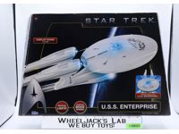 U.S.S. Enterprise Star Trek 2009 Playmates Action Figure Vehicle SEALED NEW MISB