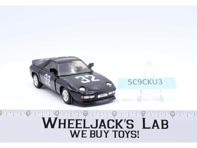 Herr Fiend Porsche 928S 1984 Super Gobots Go-Bots Bandai Vintage Action Figure