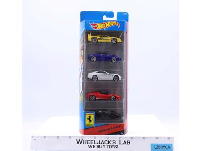 Ferrari Race 5 Pack Hot Wheels 2013 Mattel NEW SEALED
