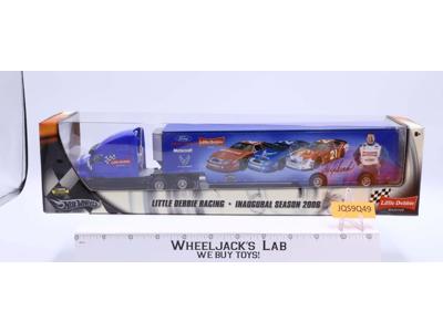 Little Debbie Racing Semi Hot Wheels Inaugural Season 2006 MISP