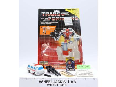 First Aid METAL 100% Complete W/CARDBACK & BUBBLE G1 Transformers Action Figure