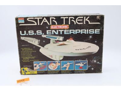 Electronic USS Enterprise WORKS Star Trek 1979 South Bend Milton Bradley