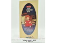 Annie Genuine Porcelain Doll 10" 1982 Applause Columbia Pictures Vintage