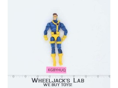 Cyclops 100% Complete X-Men Marvel Infinite 2010 Hasbro Action Figure