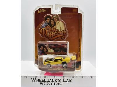 Daisy's Plymouth Road Runner Dukes of Hazzard 2008 Johnny Lightning NEW MOSC