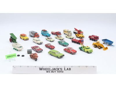 Lot of 24 Miscellaneous Cars//Trucks/1 Responder Toy Cars Vintage Matchbox