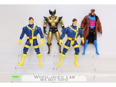 Lot of 4 Marvel Comics 10" Action Figures + Accessories 1990s ToyBiz